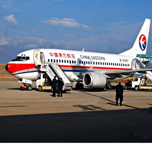 沈阳航空空运航空快运业稳步发展的原因是什么？
